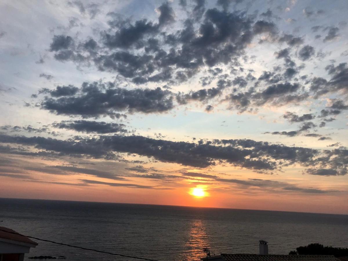 Apartment Sea View Llança Εξωτερικό φωτογραφία