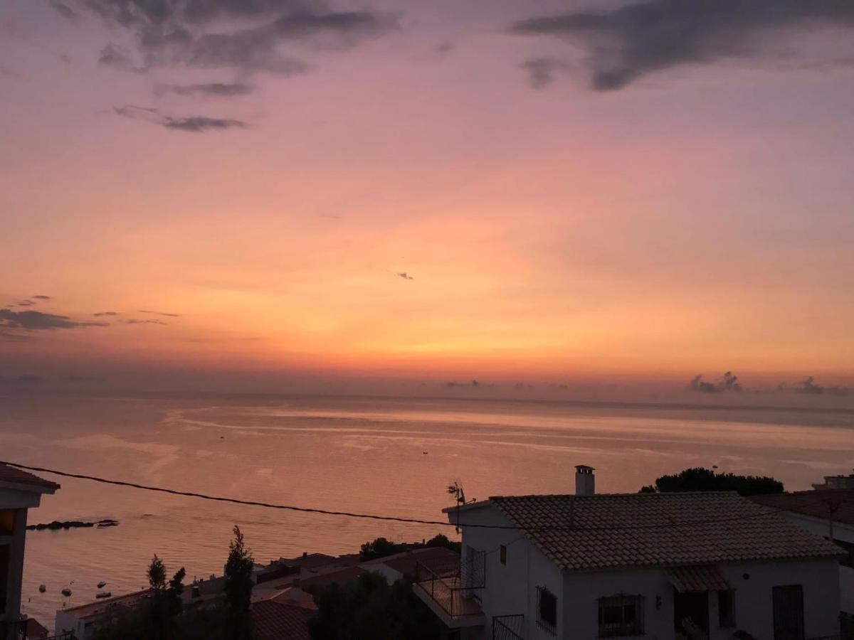 Apartment Sea View Llança Εξωτερικό φωτογραφία